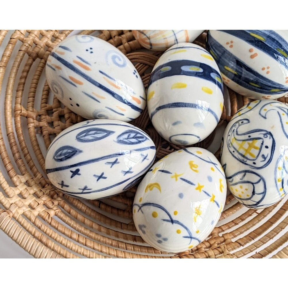 Lot of 7 Hand Painted Ceramic Eggs Easter Eggs 2.2"